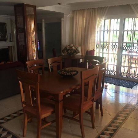 Villa Mijas With Pool 50 M Beach Фуенхірола Екстер'єр фото